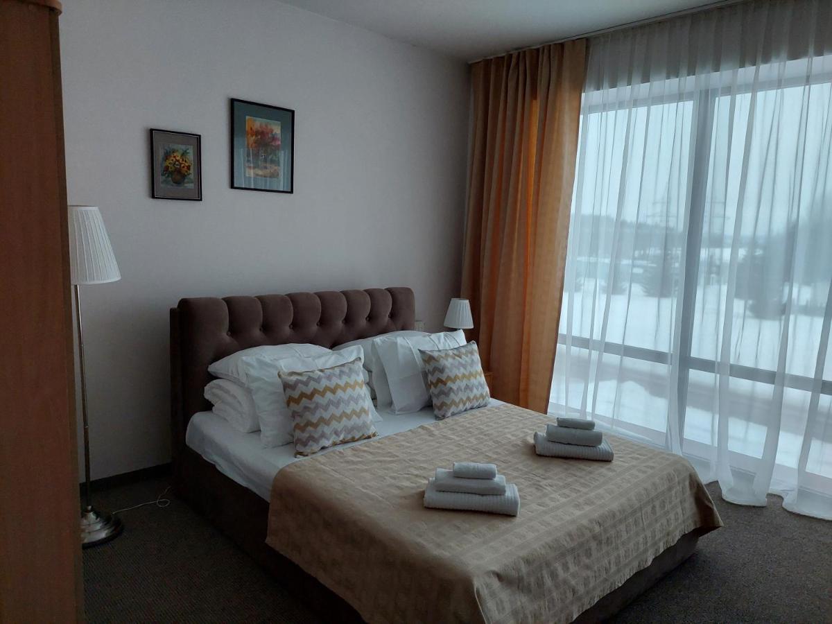 Hotel Angelas Uciana Zewnętrze zdjęcie