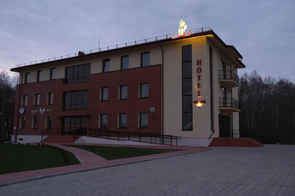 Hotel Angelas Uciana Zewnętrze zdjęcie